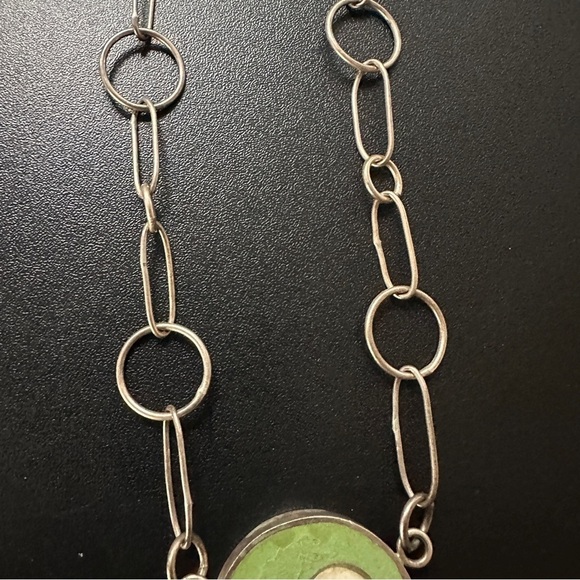 Handmade & Signed Sterling Silver Large Green & White Circle Necklace Vintage - Picture 3 of 14